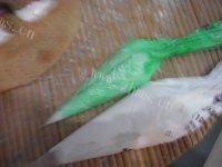 DIY圣诞姜饼屋做法图解12)