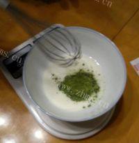 美美厨房之抹茶蛋糕做法图解5)