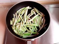 营养丰富的丝瓜鸡蛋汤做法图解4)