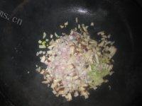 妈妈教我做卤肉饭做法图解8)