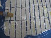 营养丰富的自制油条做法图解6)
