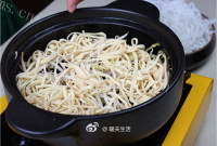 美餐砂锅土豆粉做法图解2)