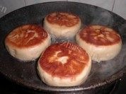 口感丰富的南瓜烙饼做法图解9)