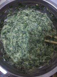 色香味俱全的韭菜鸡蛋饼做法图解3)