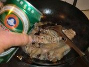 美味的啤酒鸭翅根做法图解5)