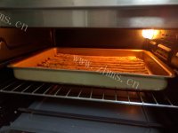 自制芝麻面包棒做法图解10)