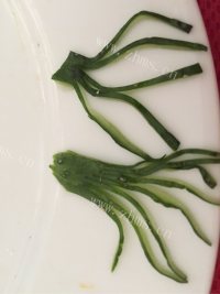 好吃的元宵节水果拼盘做法图解4)