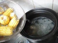 让人怀念的排骨玉米汤做法图解4)