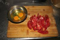 美美厨房之西红柿鸡蛋面的做法图解一