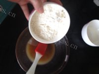 自制椰蓉月饼做法图解4)