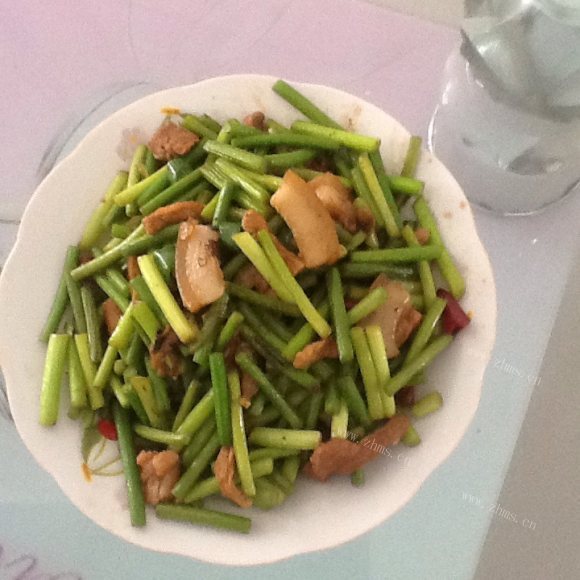 回味无穷的蒜苔炒肉丝