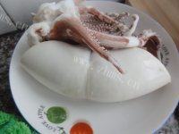 好吃的鱿鱼炒韭菜做法图解4)