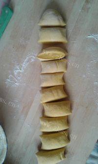 美味的南瓜馒头做法图解7)