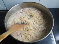 美味的培根奶油意面#百味来做法图解16)