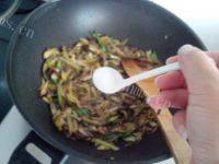 家常尖椒炒茄丝
