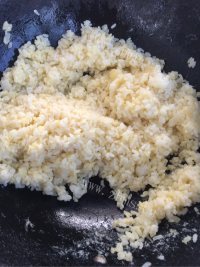 独特的酱油炒饭做法图解2)