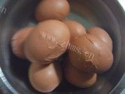 自制玫瑰花茶叶蛋做法图解3)