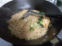 家常青菜鸡蛋面做法图解7)