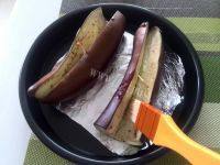 自制蒜蓉烤茄子做法图解7)