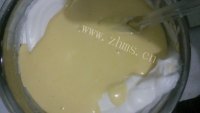 自制烫面戚风做法图解17)