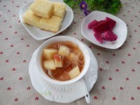 甜甜的苹果银耳甜汤做法图解7)