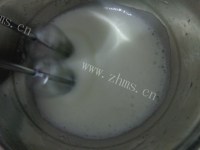 营养丰富的可可海绵蛋糕做法图解3)