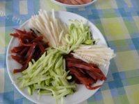 色味俱佳的凉拌三丝做法图解5)