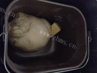 奶油葱花卷做法图解2)