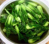 美味的香菇扒菜胆做法图解7)