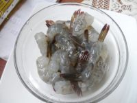 美味的黄金炸虾做法图解1)