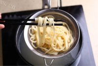 色泽鲜亮的意大利面做法图解4)