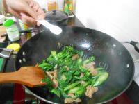 家常菜肉片炒芥兰