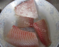 美味的柠香鲷鱼排做法图解3)