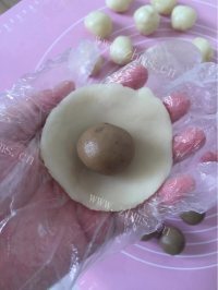家常板栗馅儿冰皮月饼做法图解15)
