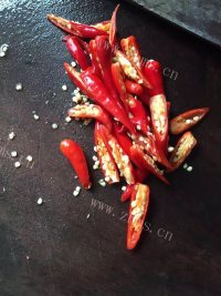 美味的小煎鸡做法图解3)