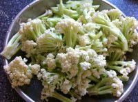 家常菜有机菜花炒肉做法图解1)