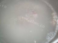 妈妈教我做皮蛋瘦肉粥做法图解5)