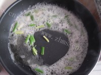 芳香四溢的海鲜百叶包做法图解8)