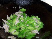 味道不错的苦瓜炒肉