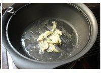 简易的上汤菠菜做法图解2)