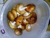 自制香菇豆腐汤做法图解3)