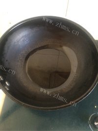 咸甜适中的青椒土豆丝做法图解4)