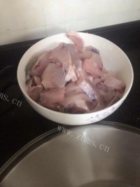 自制酸菜鱼做法图解2)