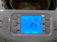 营养的红萝卜无糖面包做法图解5)