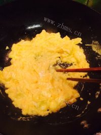 美味的鸡蛋打卤面做法图解5)