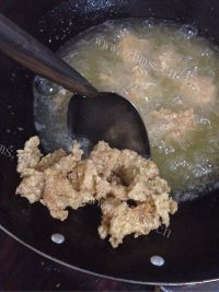 自制炸鸡米花做法图解15)