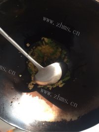 家常菜爆炒肥肠做法图解3)
