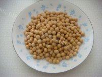美味的黄豆焖猪手做法图解1)