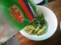最爱的虾仁豆腐做法图解6)