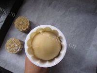 自制广式紫薯月饼做法图解16)